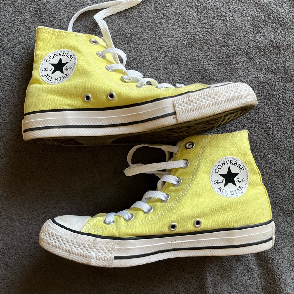Converse ALLSTARS - Yellow High-Tops
